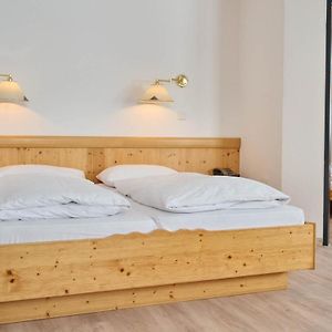 Familie Kamer met een King Size Bed